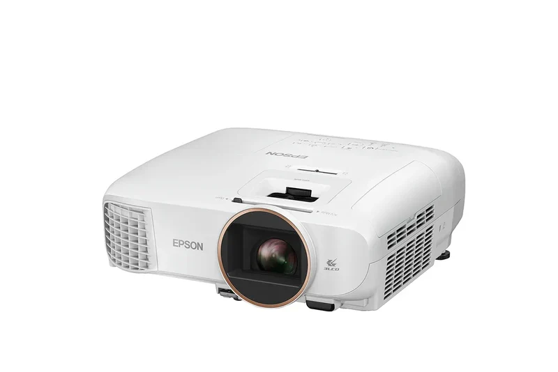 Epson EH-TW5820 Full HD 1080p Home Theater Projector - view 1