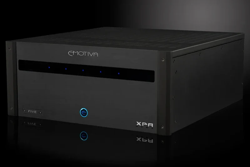 Emotiva XPA-5 Gen3 5 Channel Audiophile 300W Power Amplifier - view 3